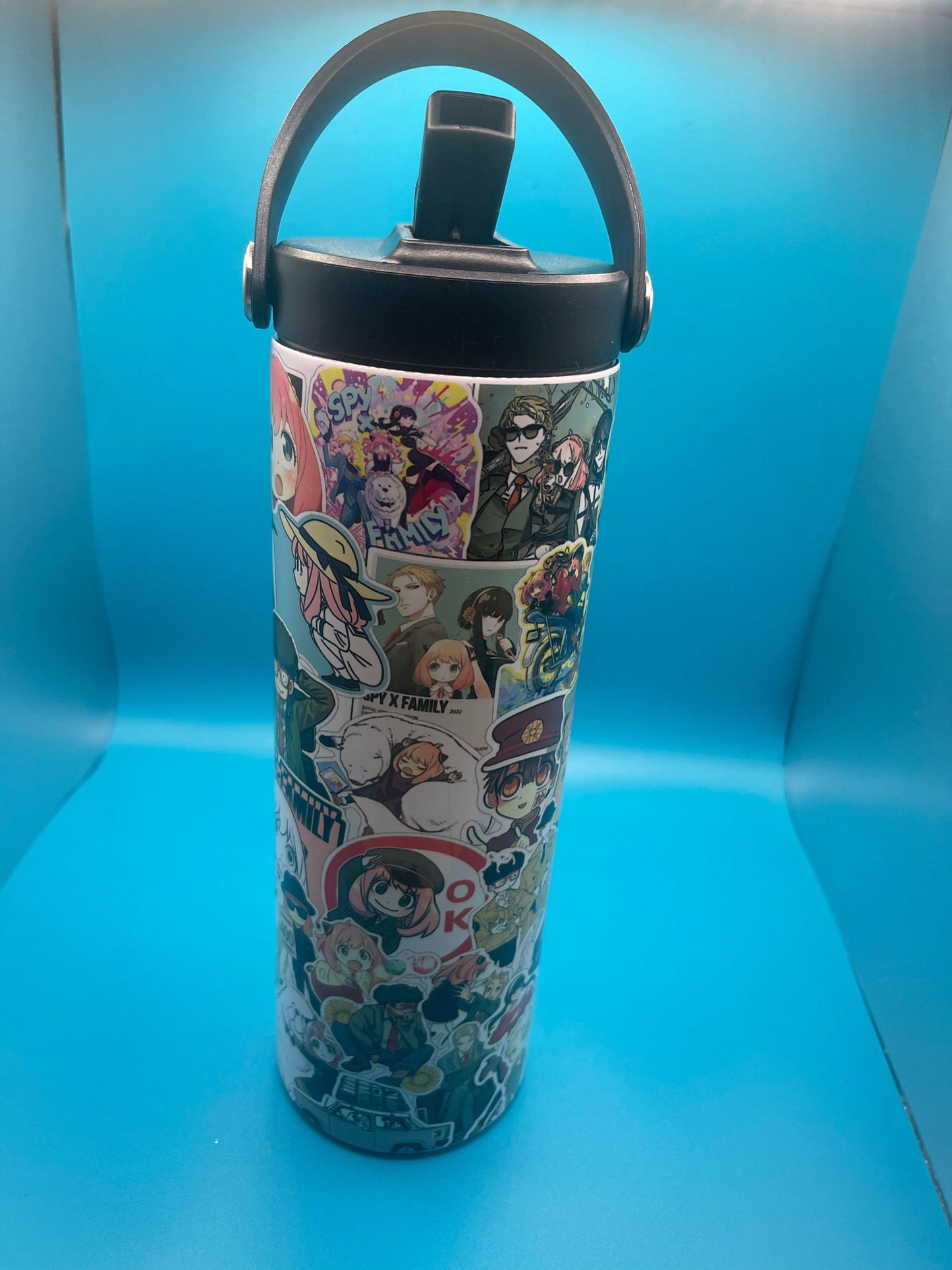 Spy X Family -20oz sport Water Bottle - K&W CUSTOM CREATIONS
