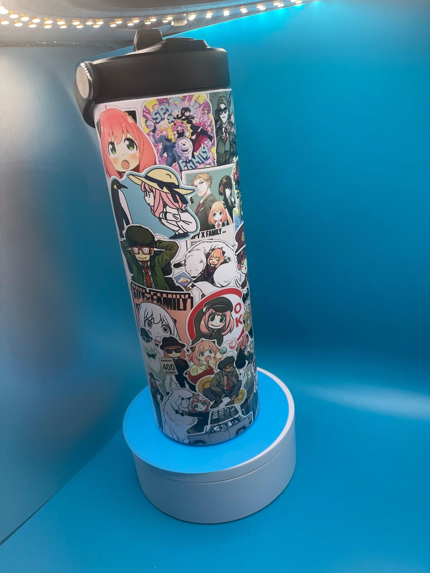 Spy X Family -20oz sport Water Bottle - K&W CUSTOM CREATIONS