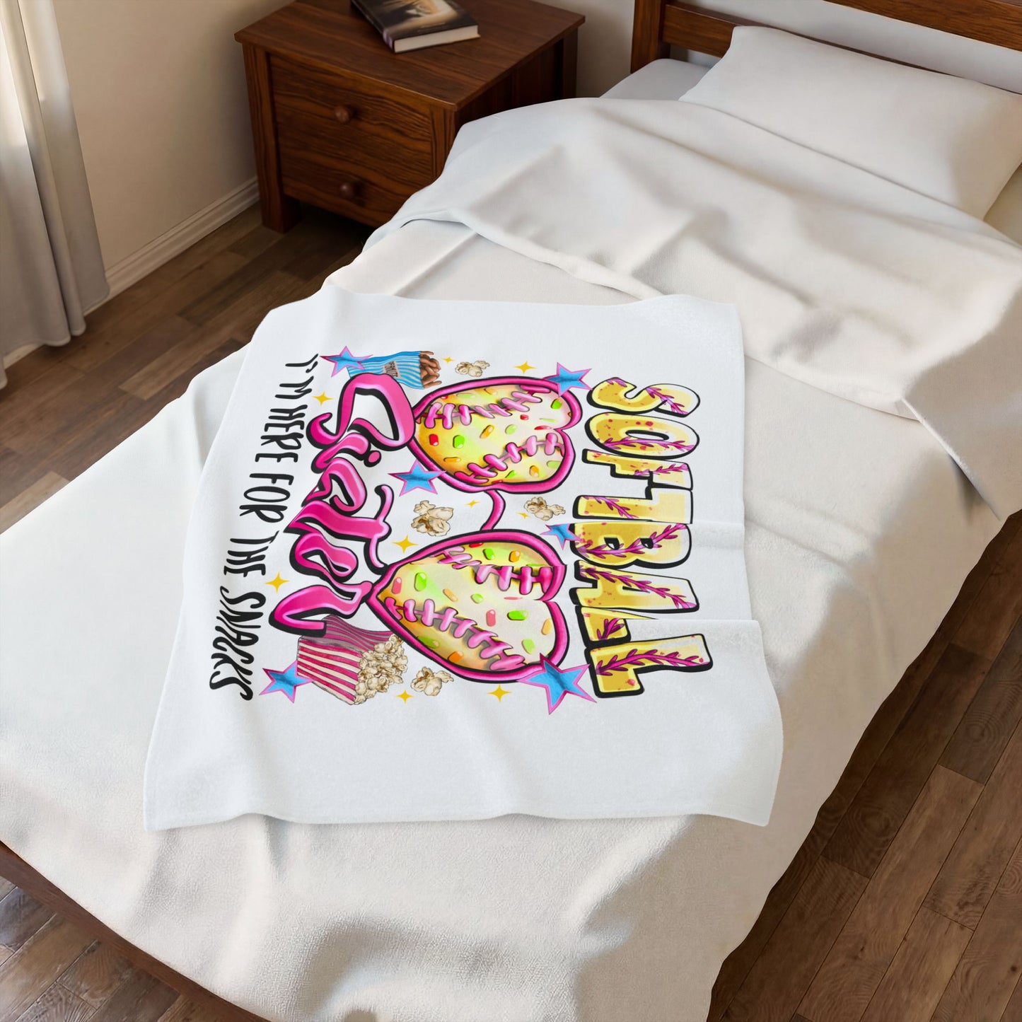 Softball Sister Velveteen Plush Blanket – “I’m Here for the Snacks” Cozy Game Day Throw